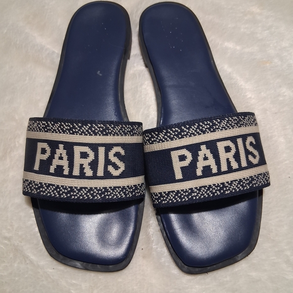 Nicole Miller Blue and White Slide Sandals - Picture 3 of 7